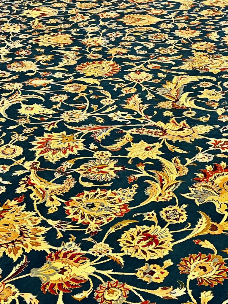 Teppich mit Blumenmuster